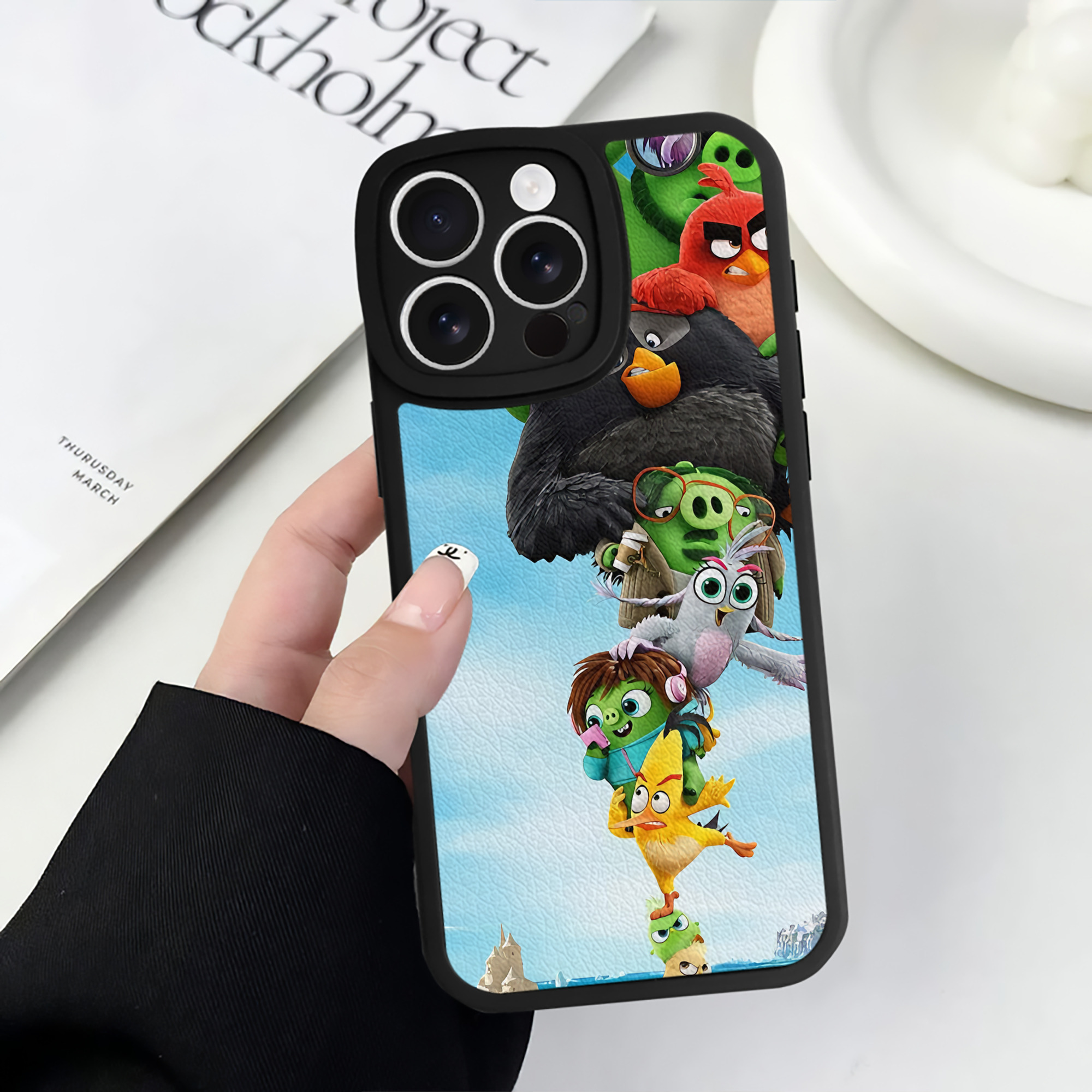 （画像用） Angry Birds アングリーバード 【iPhone 16シリーズ対応】シリコンスマホケース（レザー調） 材質：シリコン